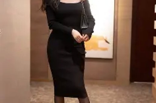 张凌赫评论区沦陷！连上8个热搜遭网友讽刺：39个人就崩溃了？